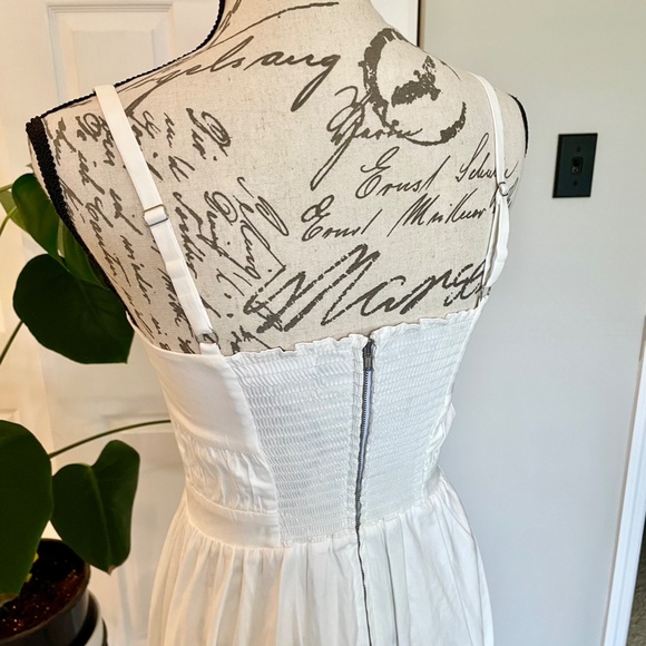 Reformation Lauretta Dress - Picture 8 of 11